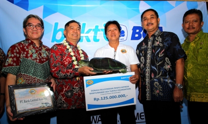 Penyerahan Dana CSR Dari Bank BCA